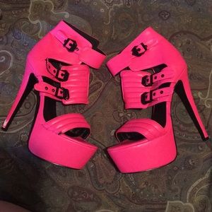 Hott pink Stilettos